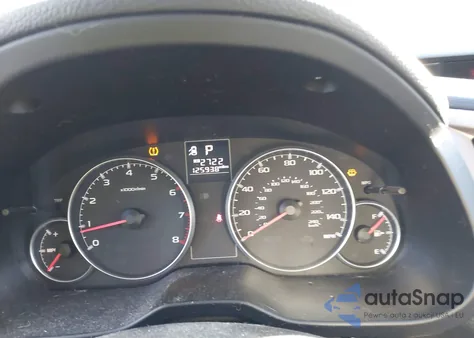 2013 Subaru Outback 2.5I Premium z USA, uszkodzony, nr VIN 4S4BRCCC5D3264031